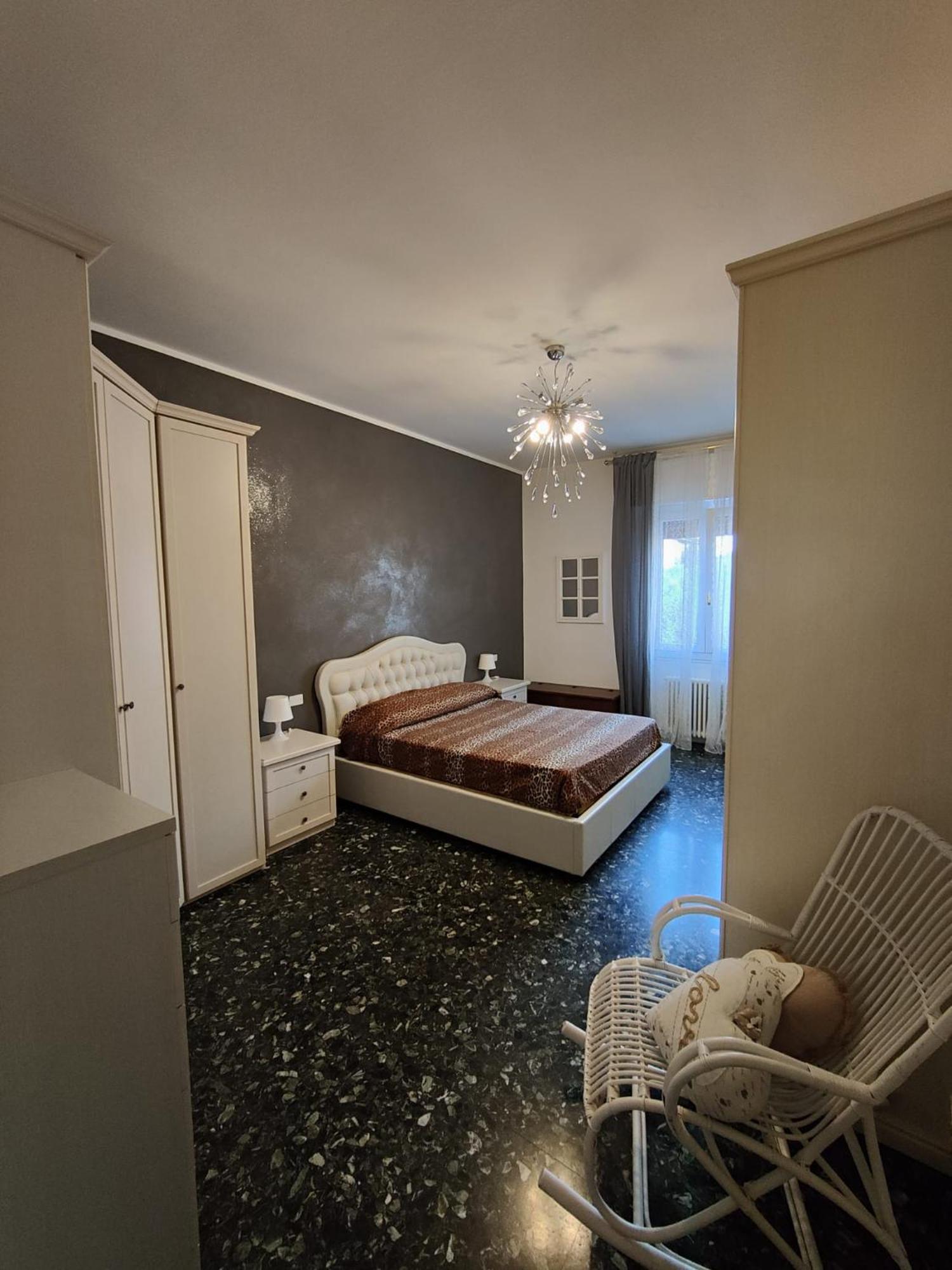 Elegante Appartamento 90 Mq Zona Corticella Fiera 博洛尼亚 外观 照片
