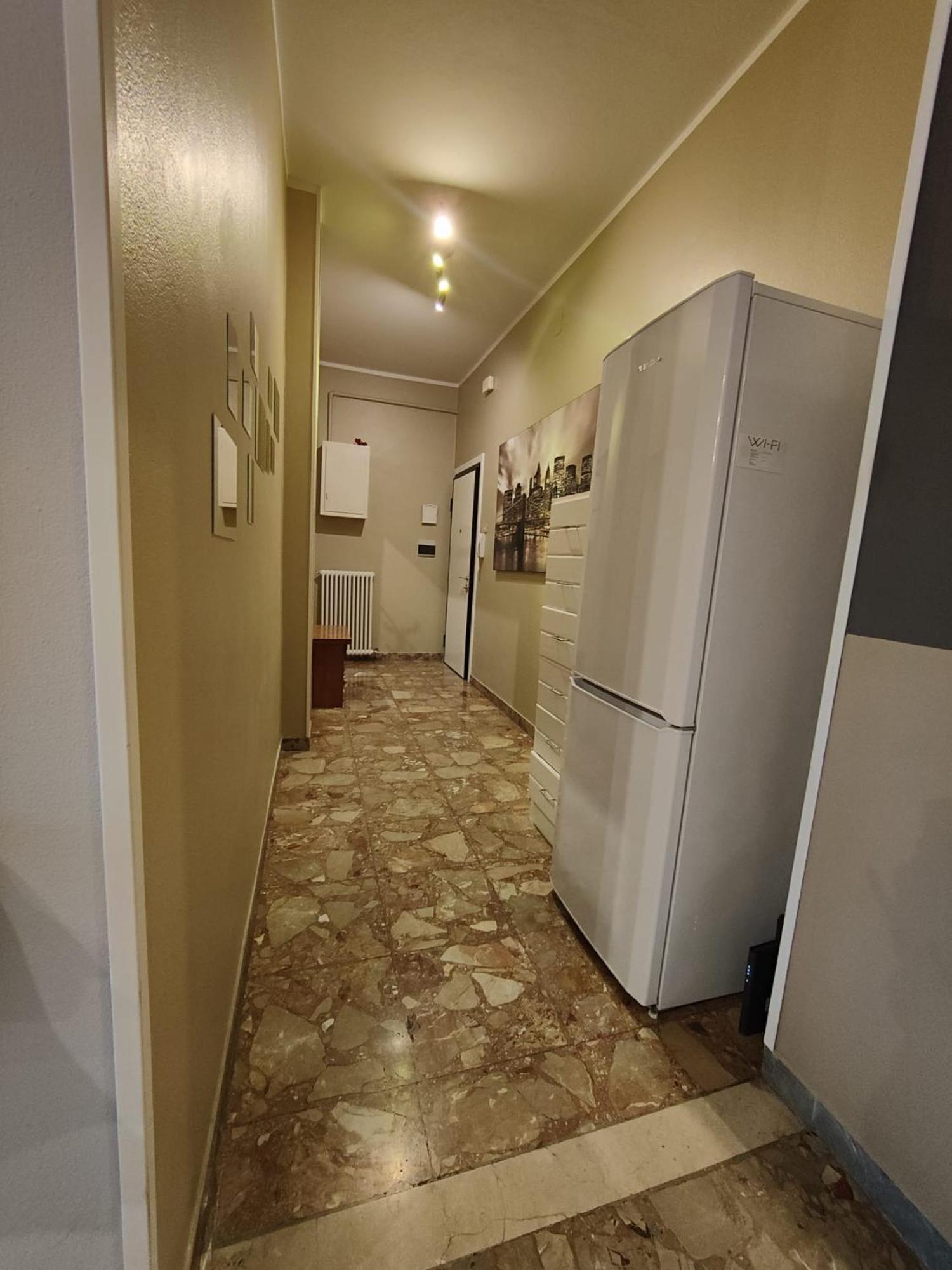 Elegante Appartamento 90 Mq Zona Corticella Fiera 博洛尼亚 外观 照片